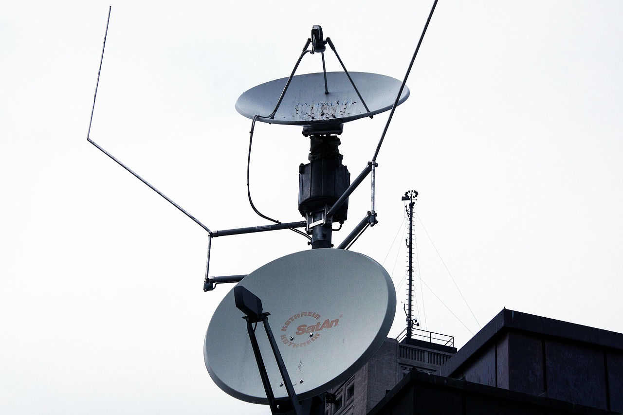 1 Set ANTENNA TV CON AMPLIFICATORE 50 Miglia del segnale tv antenna di ricezione antenna TV 
