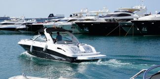 Quali sono i vantaggi di una vacanza in barca a vela con lo skipper?